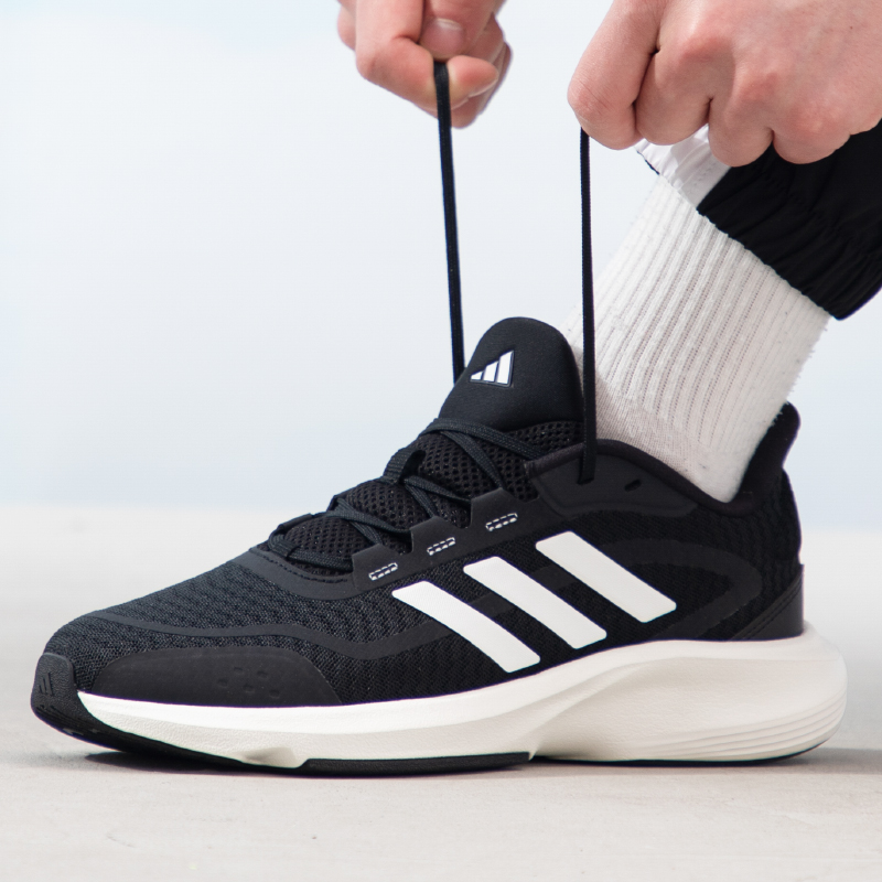 Chaussures Adidas pour hommes  - Lightweight Road Running Shoes avis et prix